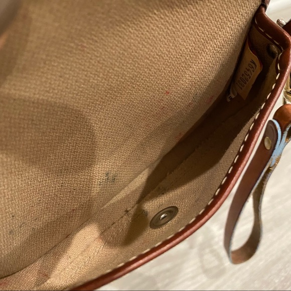 Dooney & Bourke small wristlet / wallet - Picture 3 of 15